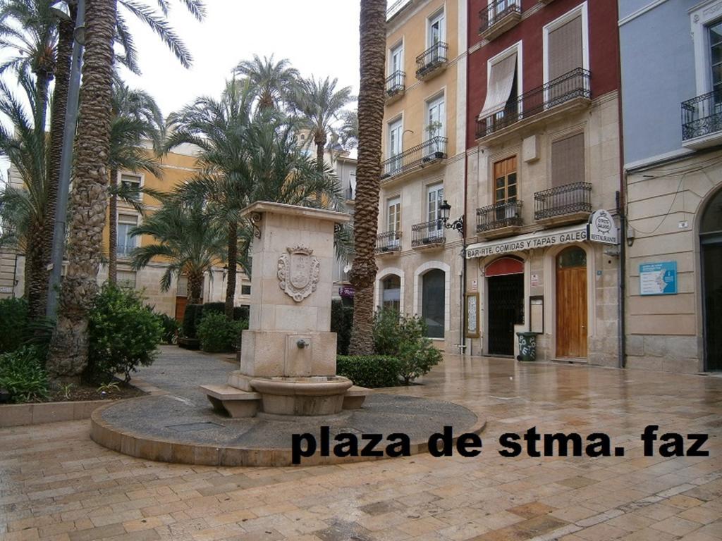 Apartamentos Santa Faz by Be Alicante Habitación foto